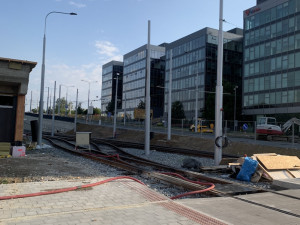 Brno se blíží tramvajové trati ke kampusu. Na koleje po prázdninách vyjedou první šaliny