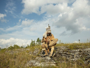 Experti z brněnského muzea vyrobili figurínu šamana, kterého trápily zuby a duševní zdraví