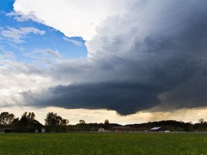 U Českých Budějovic vznikla supercela, informovali meteorologové