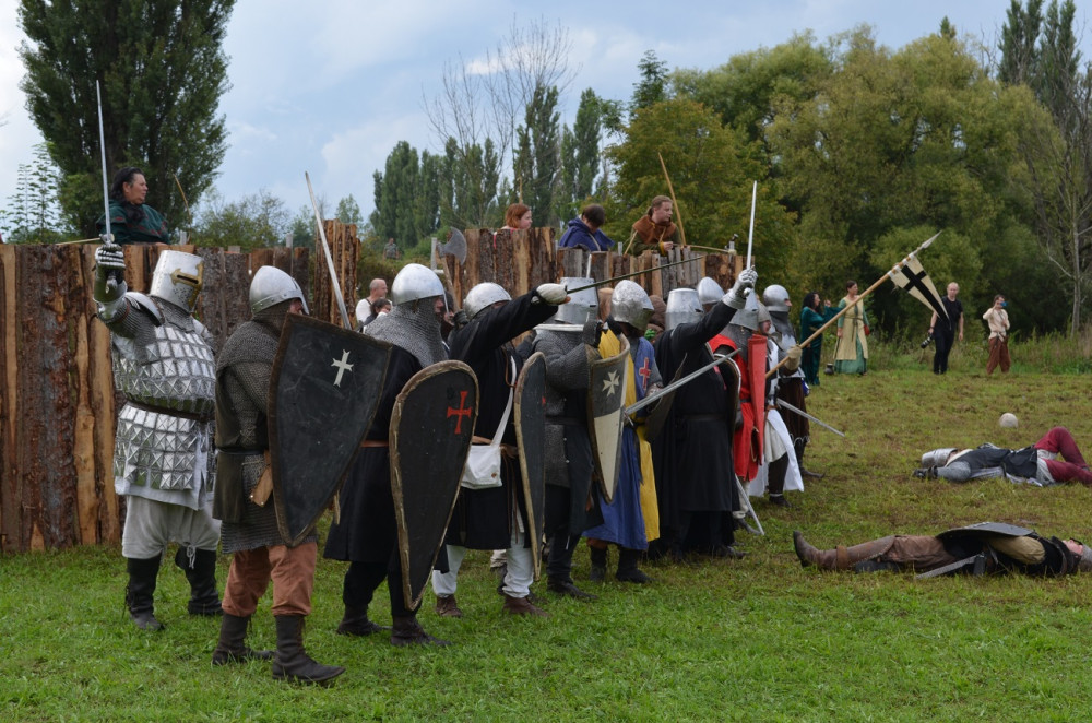 FOTO: Velkolepou bitvou o Akkon zamávalo počasí i nedostatek bojovníků, diváci přesto nepřišli o akční podívanou