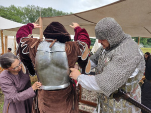 Totálním fiaskem skončila původně avizovaná pompézní akce, Templářský víkend naštval diváky i trhovce