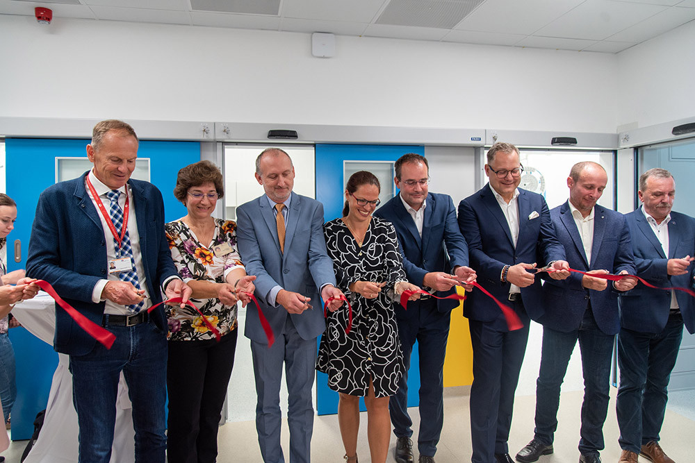 Ústní a obličejová chirurgie v novém: specialisté z olomoucké nemocnice získali moderní sálový komplex