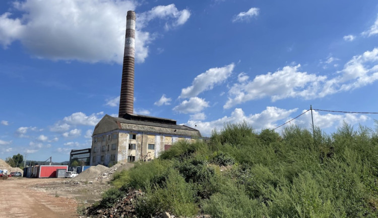 Bývalý areál brněnské Zbrojovky šel k zemi. Investor začíná s budováním nové čtvrti.