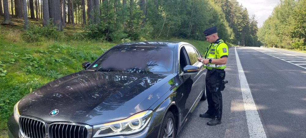 Konec prázdnin patřil kontrolám. Policisté z Libereckého kraje udělili přes tři sta pokut