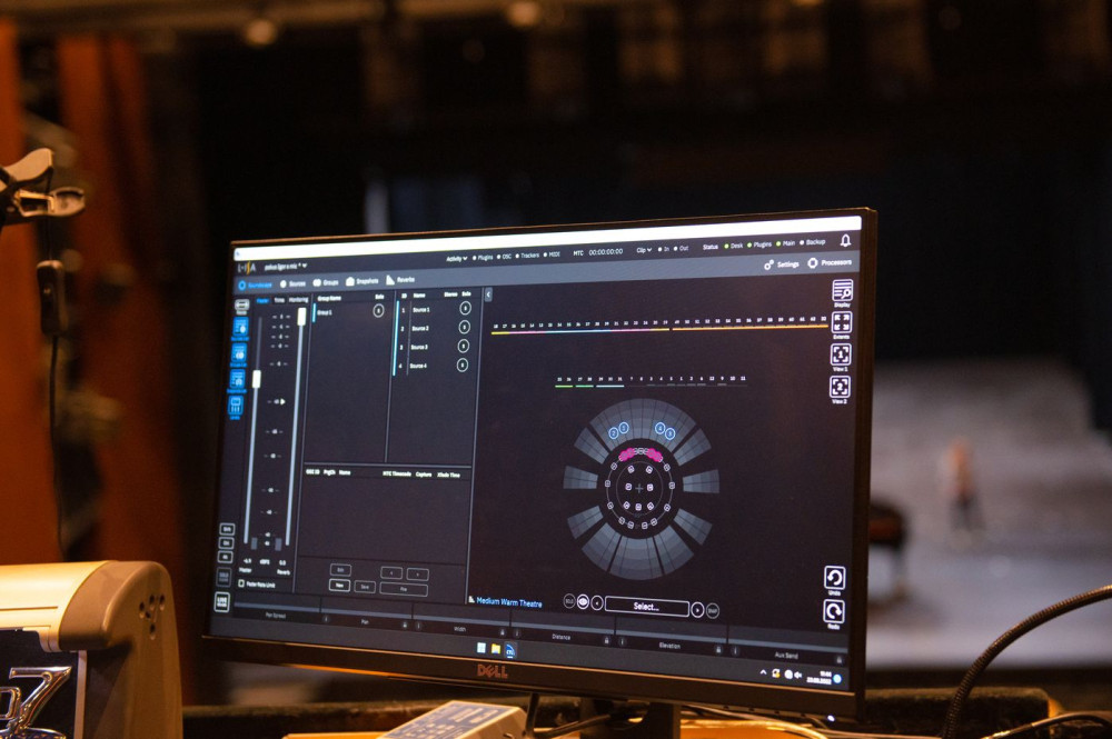 Unikátním systémem zvukové techniky s umělým dozvukem se pyšní Nová scéna Divadla J. K. Tyla v Plzni