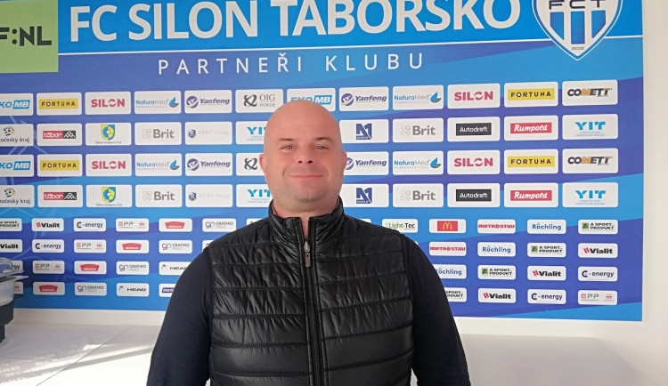 Ze Spojených arabských emirátů do Táborska. Jihočechy povede Nádvorník