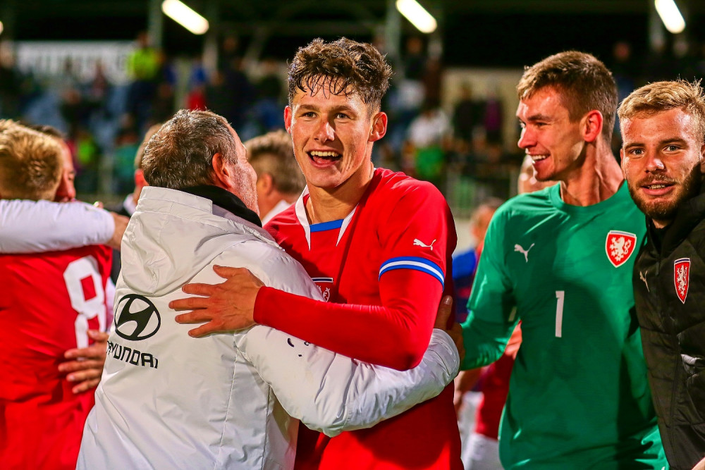 Česko remizovalo s Islandem 0:0.