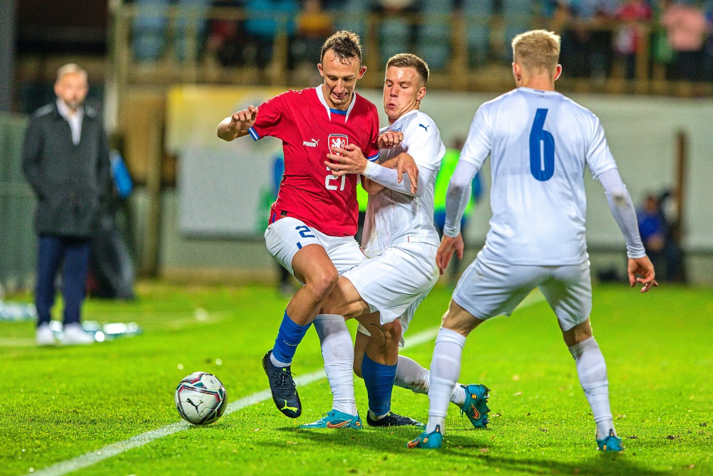 Česko remizovalo s Islandem 0:0.