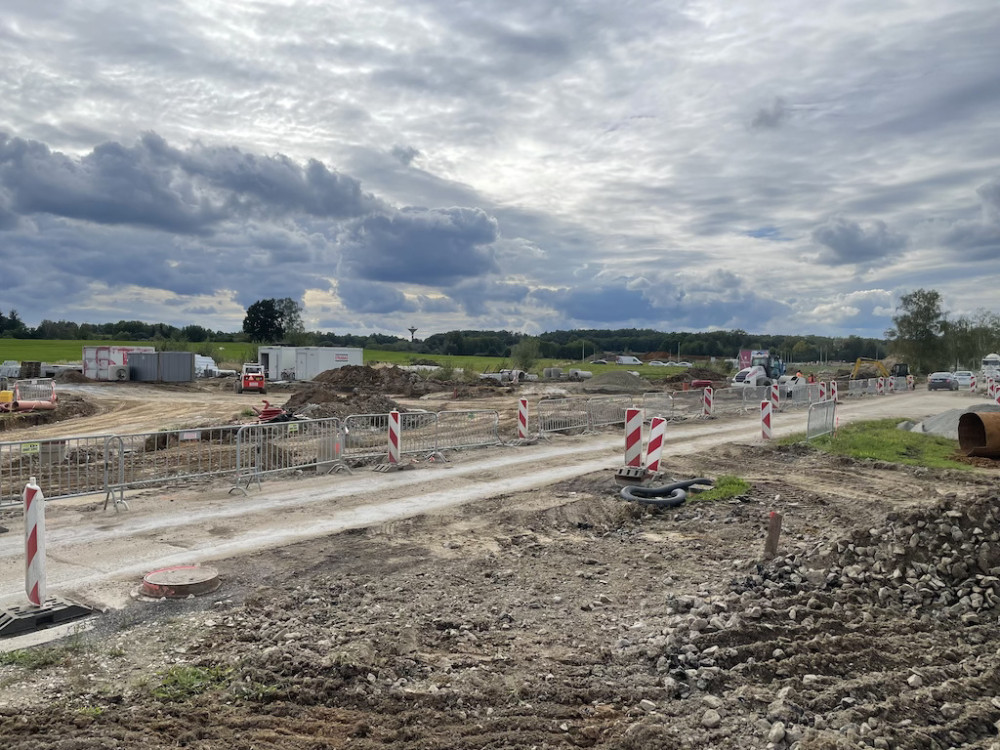 Stávající staveniště na křižovatce ulic Branišovská a Milady Horákové.