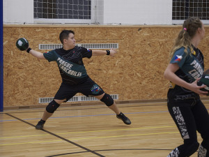 Z nudy založil vybíjenou v Praze. Rány míčem nebolí, nejčastěji se lámou prsty, říká Maty