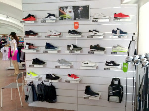 Více než dvacet let zkušeností. Pražský IMGolf cílí na začátečníky, pokročilé i profesionály