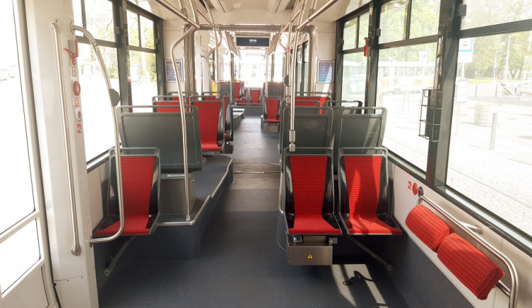 Brněnští šalináři nastříkali sprej do očí agresivnímu cizinci