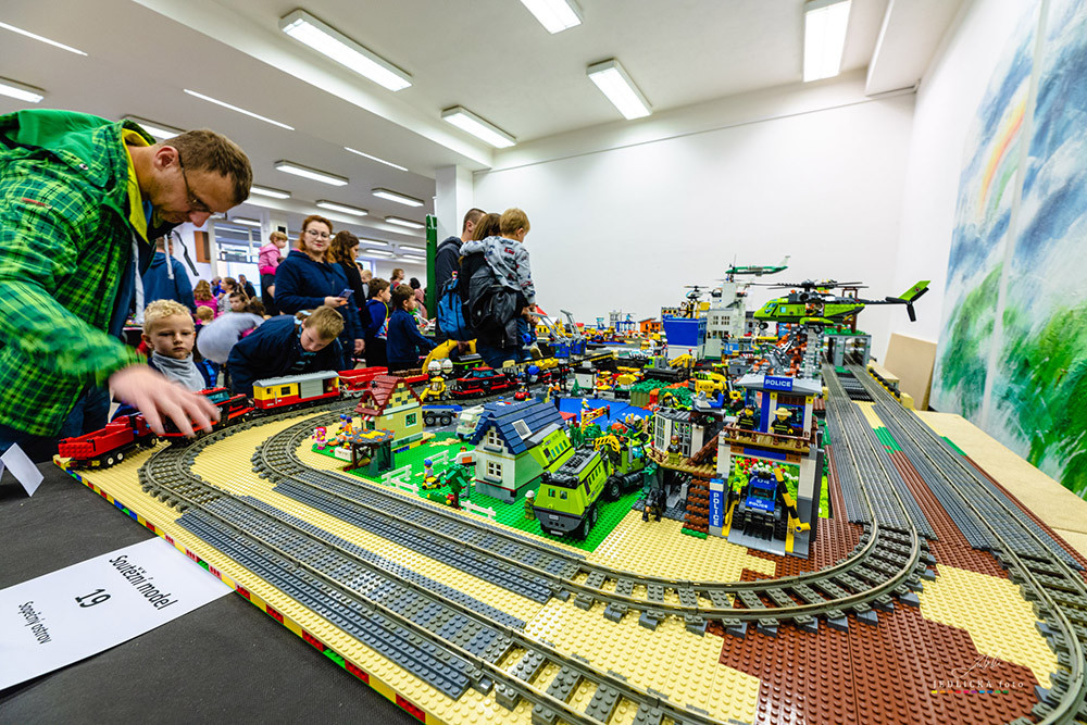 Lego zaplaví Áčko. Výstaviště Flora hostí festival Svět kostek