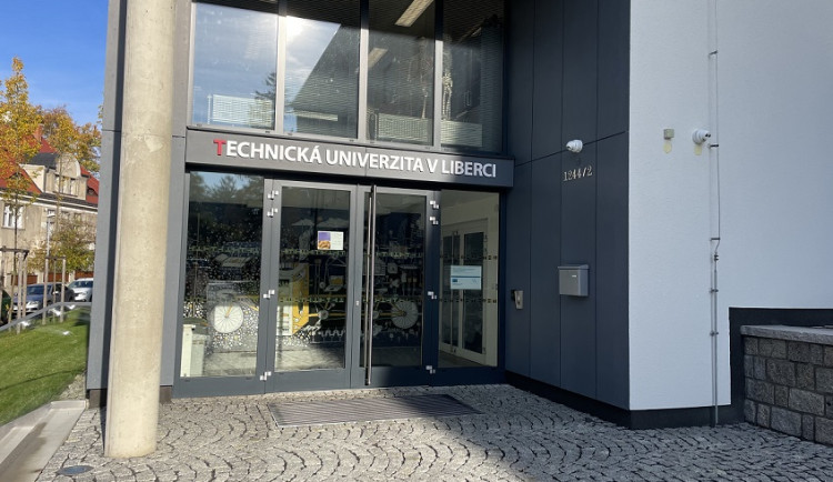 Liberecká univerzita kvůli drahým energiím zdraží ubytování na kolejích. Vláda nám nic neřekne, zlobí se rektor