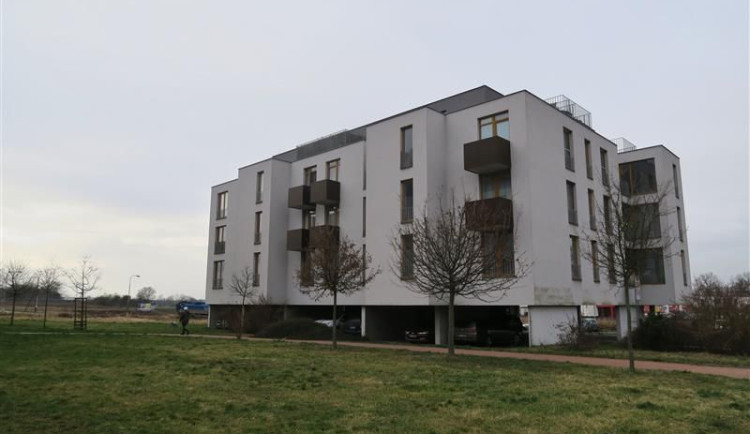 size4-16375263448338-207-v-hradeckem-kraji-se-stavi-vic-bytu-i-presto-je-ale-pro-vetsinu-lidi-problem-sehnat-vhodne-bydleni