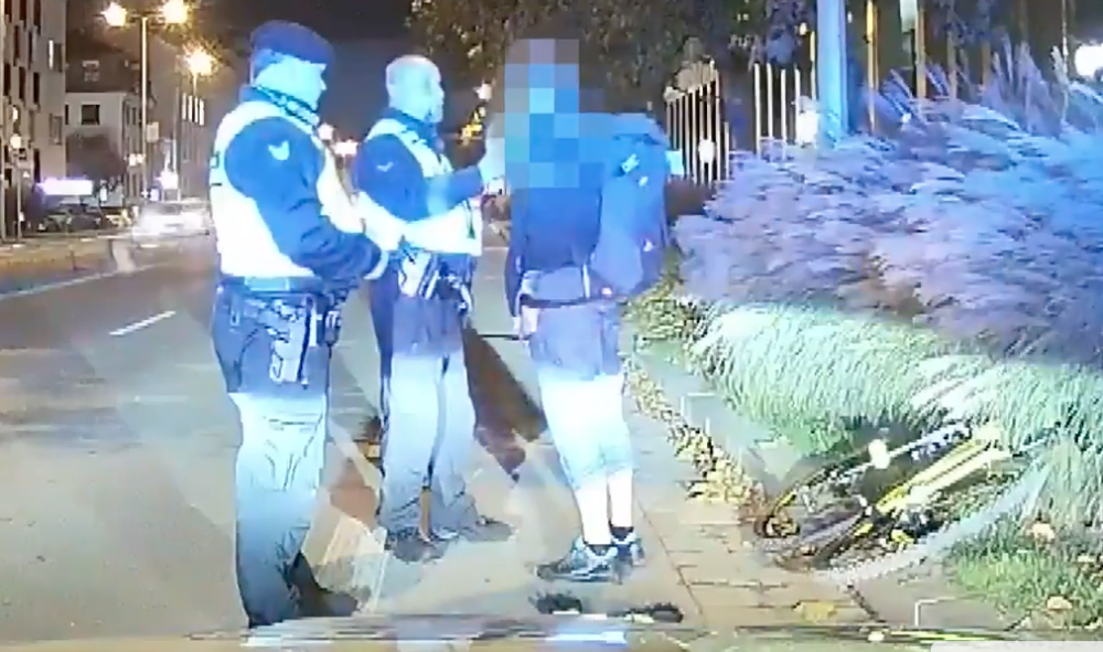 Cyklista skončil na záchytce.