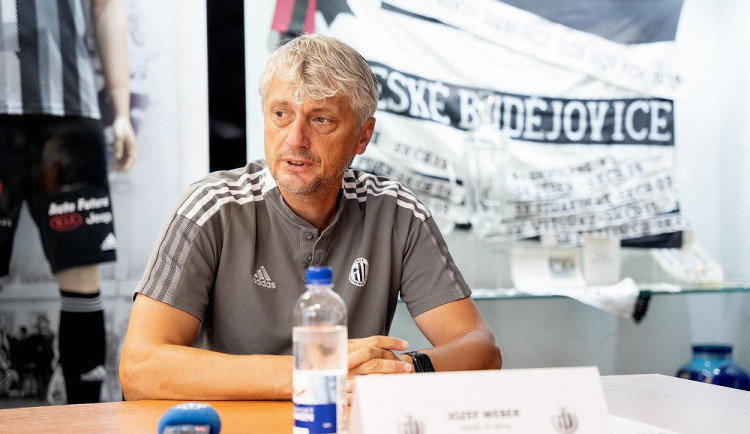 Trenér Weber končí v Dynamu, klub hledá náhradu