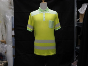 Liberecká univerzita představila prototypy oděvů s fotoluminiscenční tkaninou. Vydrží svítit i několik hodin