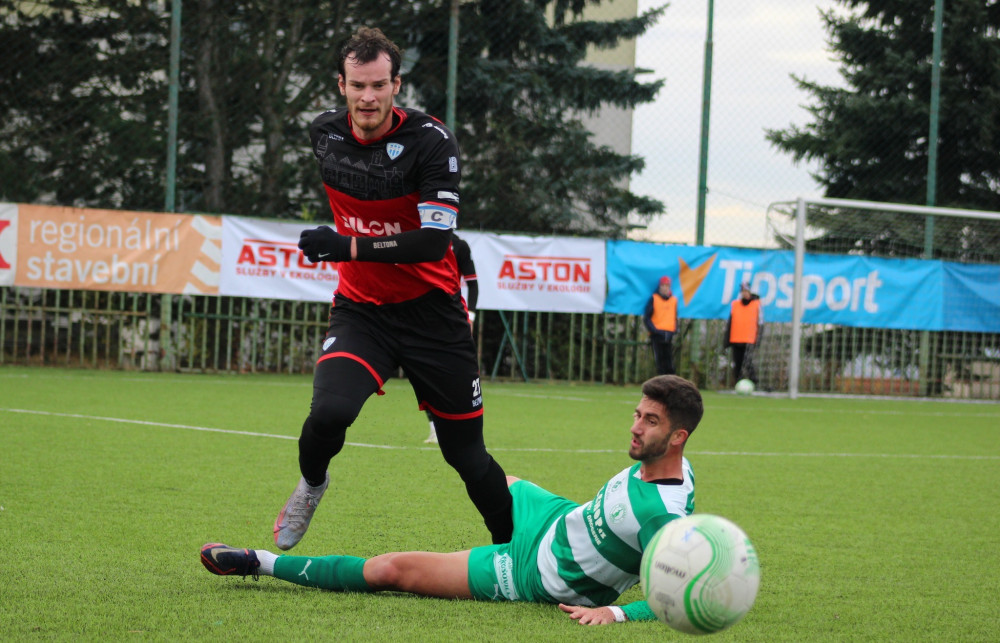 Útočník Jakub Šašinka už za Táborsko nastoupil při utkání Tipsport ligy.