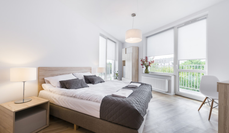 Copyright (c) 2014 Cinematographer/Shutterstock.  No use without permission.