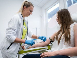 Staňte se dárcem krevní plasmy a pomozte zachraňovat životy