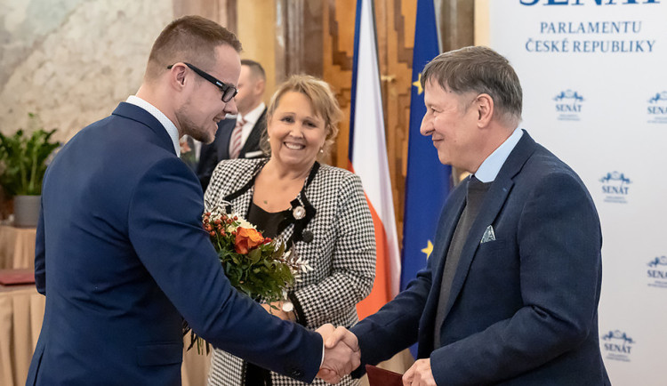 Mladý vědec výzkumem tkáňového inženýrství a využití nanovláken dobývá svět