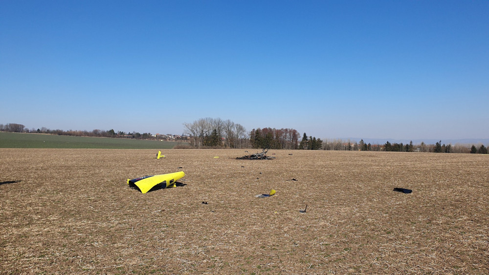 Při pádu ultralehkého vrtulníku u Olomouce zemřel jedenasedmdesátiletý muž