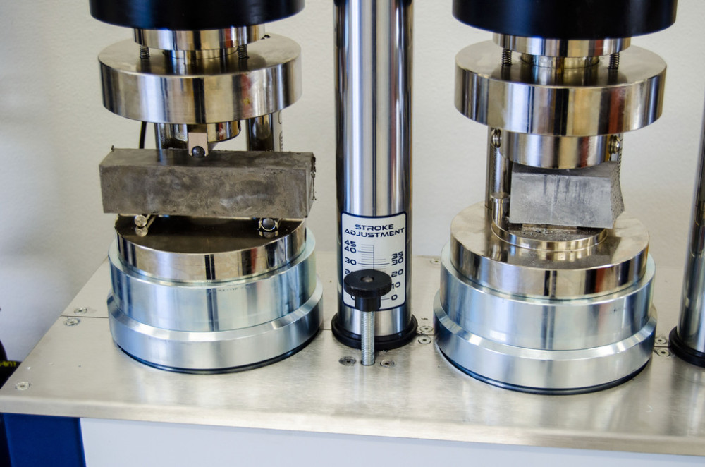 Středoškoláci z polytechniky budou využívat laboratoře VŠTE