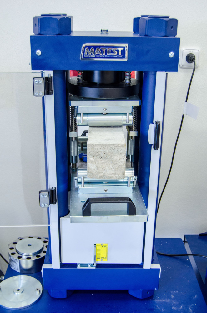 Středoškoláci z polytechniky budou využívat laboratoře VŠTE