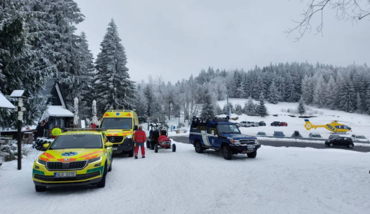 Srdeční kolapsy i potíže diabetika. Horská služby a záchranáři zasahovali v Jizerkách hned třikrát