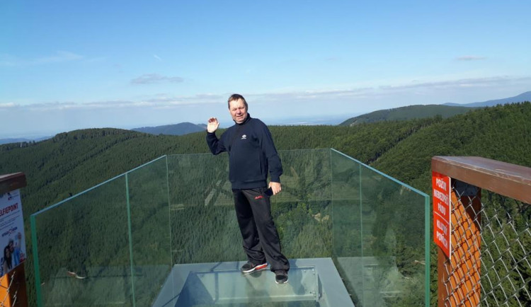 Třicet let s cizím srdcem. Rekordní pacient z Brna se po transplantaci znovu narodil