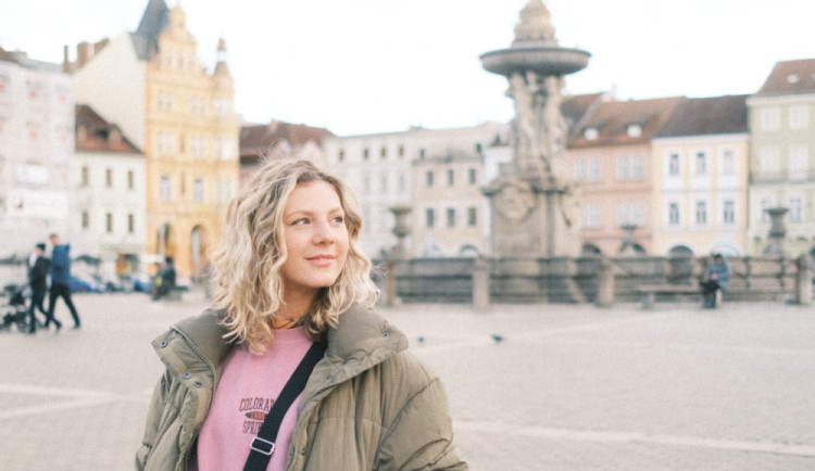 ilustrační fotoNež samotná událost je dneska vzácný nápad. Letošní rok je pro mě o přehodnocování, říká zpěvačka Lenny..