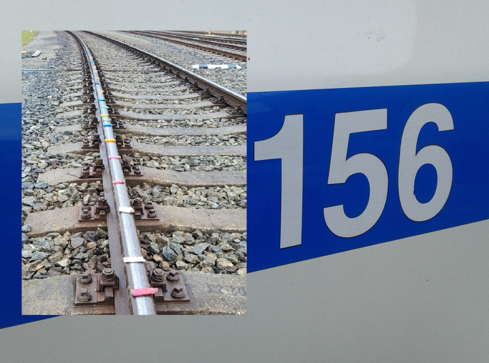 Zapalovače rozmístily děti na koleje.