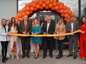 K pravidelným dárcům krevní plasmy patří i fotbalisté Dynama České Budějovice, hokejisté Dukly Jihlava a finalistky České Miss.