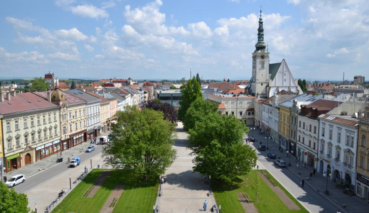 Prostějov chce podpořit místní seniory a podnikatele. Radní schválili lokální měnu