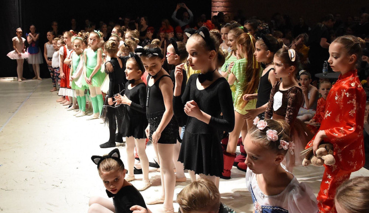 Liberec hostí mezinárodní soutěž v klasickém a moderním tanci