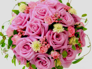 Soutěž o poukázku v hodnotě 500 korun na nákup květin na eshopu Florea.cz. Vyberte si ke Dni matek z pestré nabídky čerstvých květin