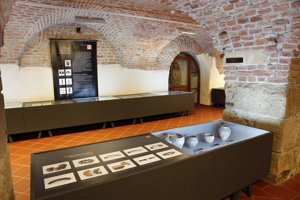 TIP NA VÍKEND: Tajemství minerálů i prastarých artefaktů. Olomoucké muzeum zve na Příběh kamene