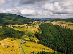 Šedesátiletý Krkonošský národní park je nejstarším národním parkem v Česku