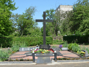 Přišli a postříleli je. Volyňští Češi si na Ukrajině připomínají své předky