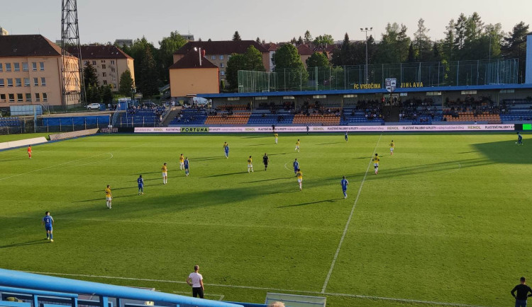 Fotbalová Vysočina si oddychla, po vysoké výhře nad Vlašimí zůstává druholigová