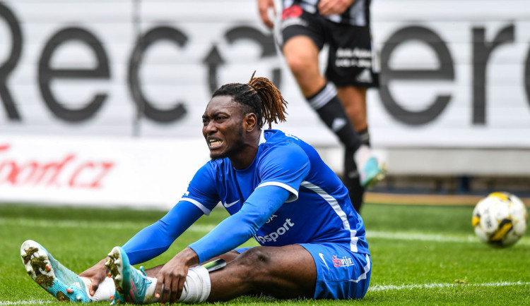 Další podpis pro Slovan. Klub uplatnil opci na Victora Olatunjiho