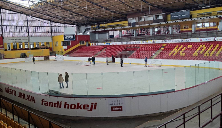 POLITICKÁ KORIDA: Městské miliony pro stěžovatele z Tyršovy ulice. Vydírání, nebo legitimní požadavek?