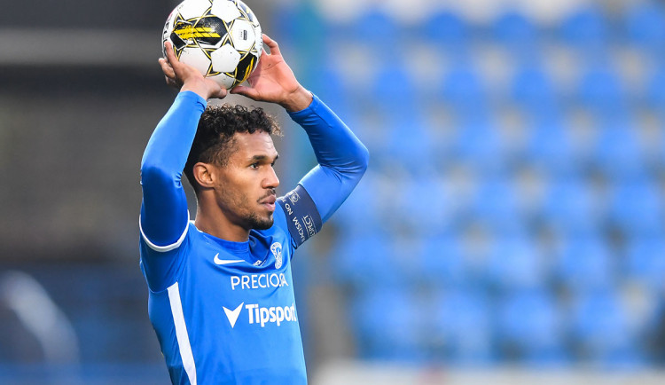 Gebre Selassie končí kariéru, chtěl se loučit na hřišti. Málokdy jde vše podle plánu, vzkázal