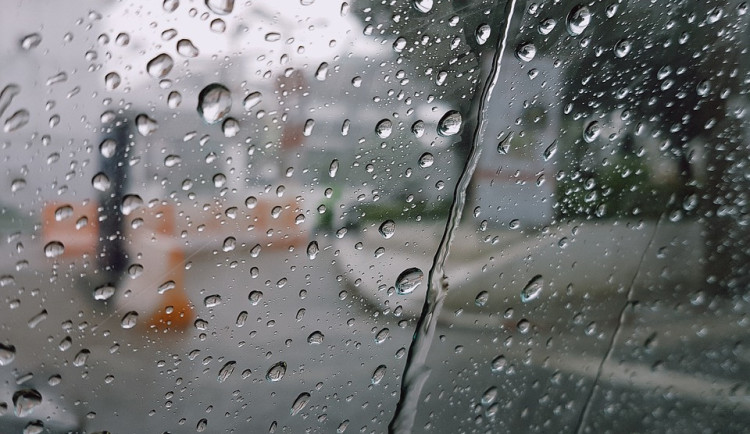 Přichází změna počasí, na chvíli se ochladí a přijde déšť