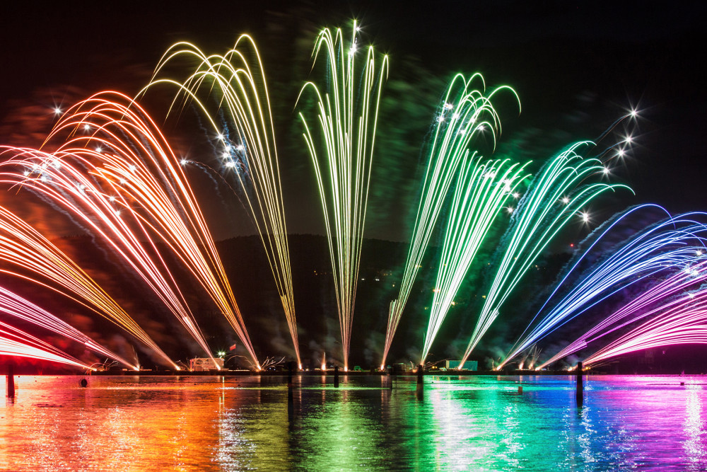 Brňany čeká ohňostrojová show. Rachejtle odpálí Francouzi i Skandinávci
