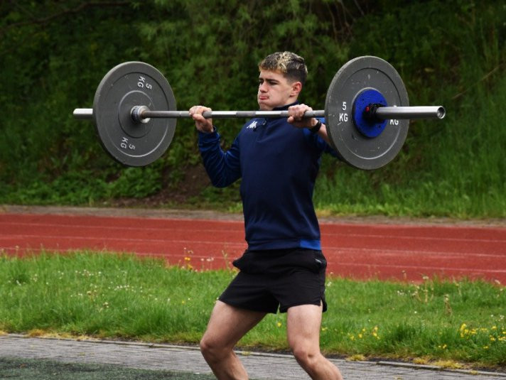 Tohle jsem chtěl vždycky zažít, chválí si Matyáš Humeník přípravu mezi muži