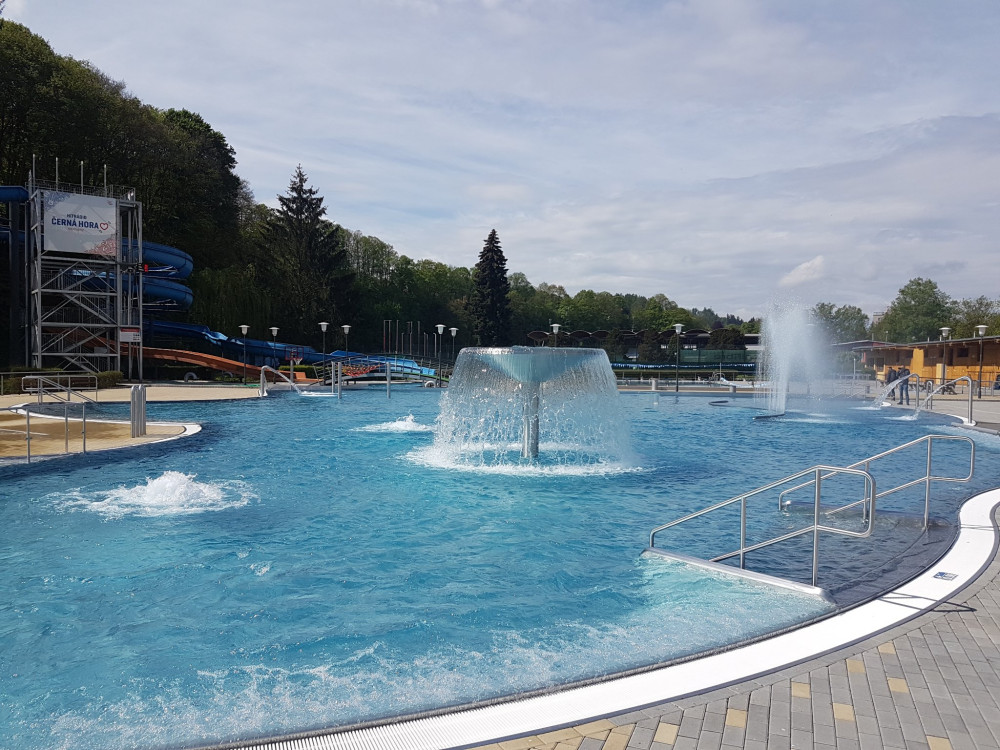 Další východočeská koupaliště zahajují sezónu, dočká se Trutnov i Náchod