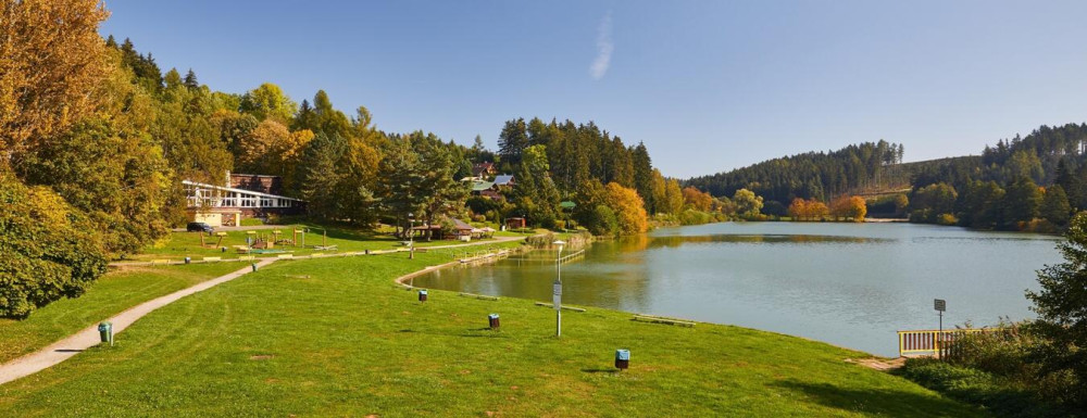 Koupaliště Dolce u Trutnova kvůli špatné vodě předčasně ukončilo sezonu