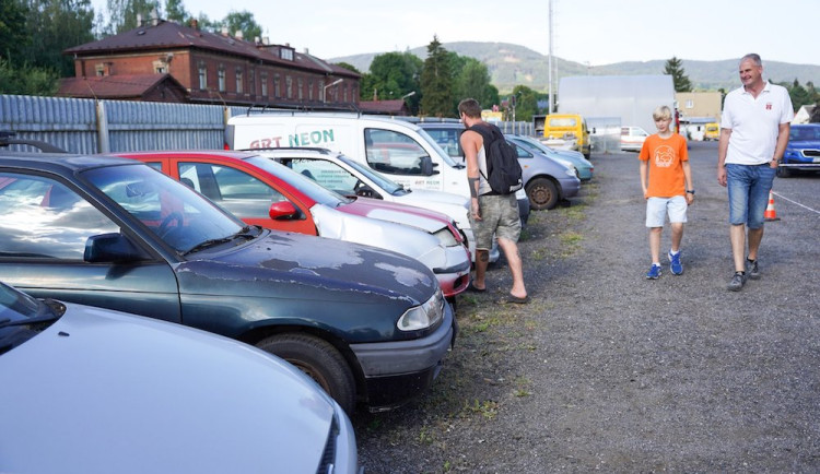 Liberec chystá dražbu aut. Začíná se na vyvolávací ceně pěti stovek